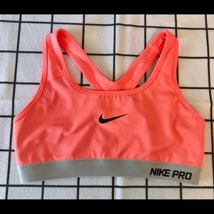 Nike Sports Bra | Coral | Small